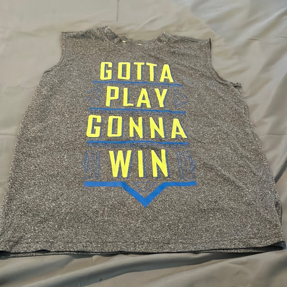 Boy tank top size 7